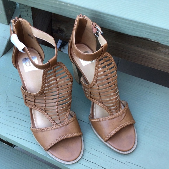 Dolce Vita Brown Chunky Heels  Woven Design Peep Toe Strappy Sandals NWT Size 10 - Picture 2 of 5